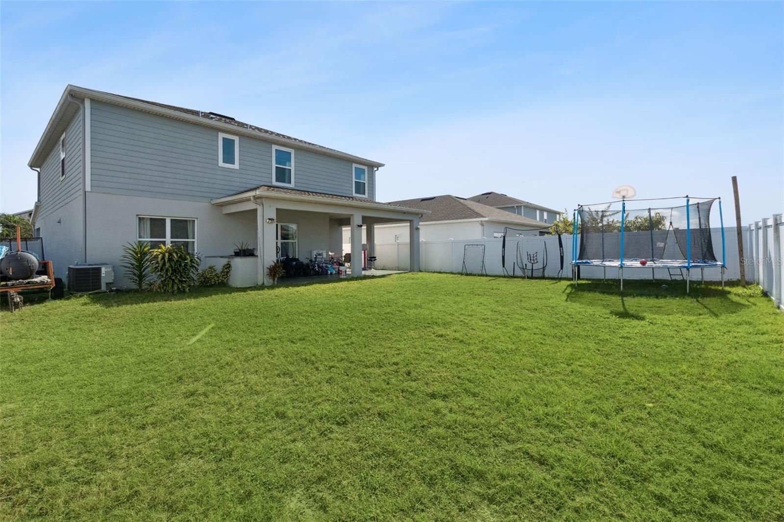 Image 25 of 29 For 100 Lavenna Avenue