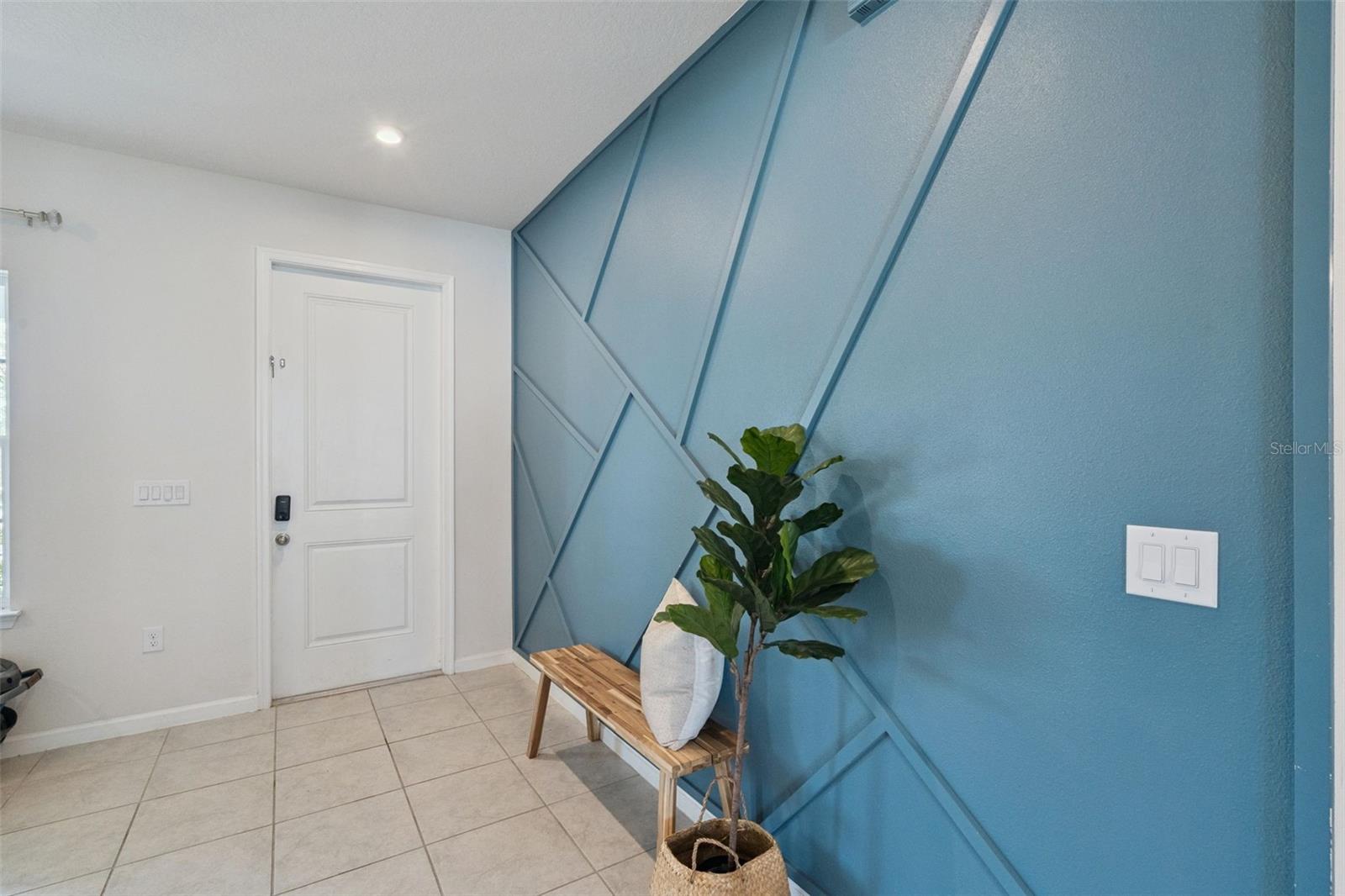 Image 5 of 29 For 100 Lavenna Avenue