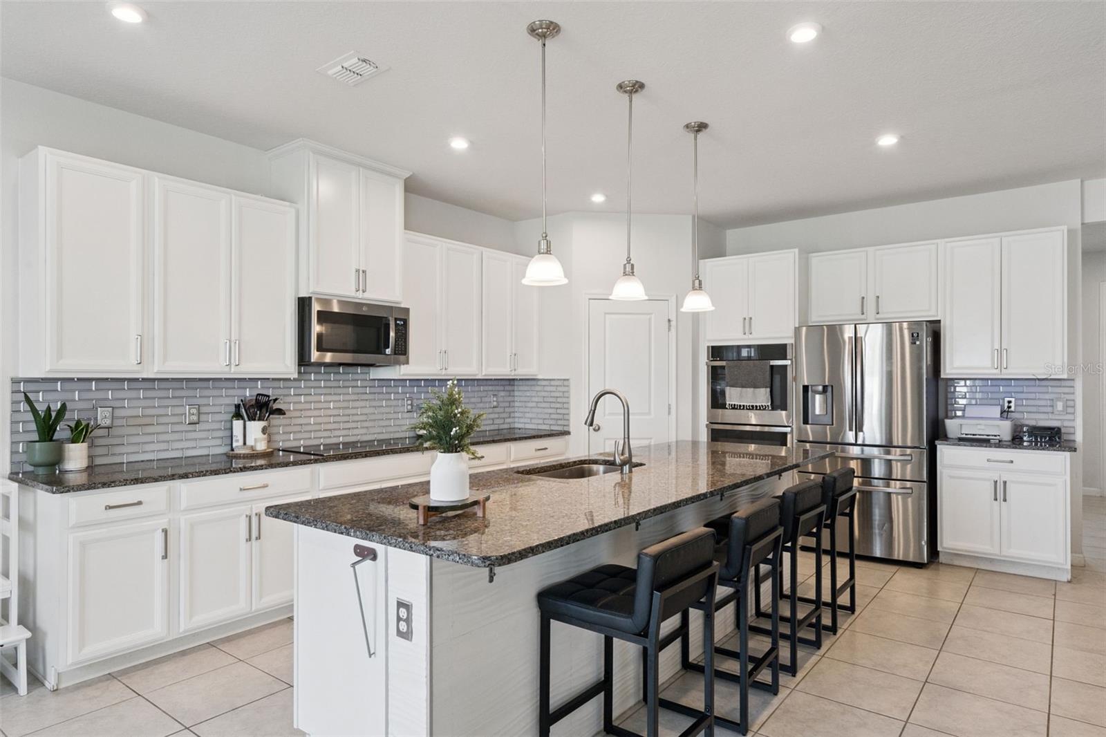 Image 8 of 29 For 100 Lavenna Avenue