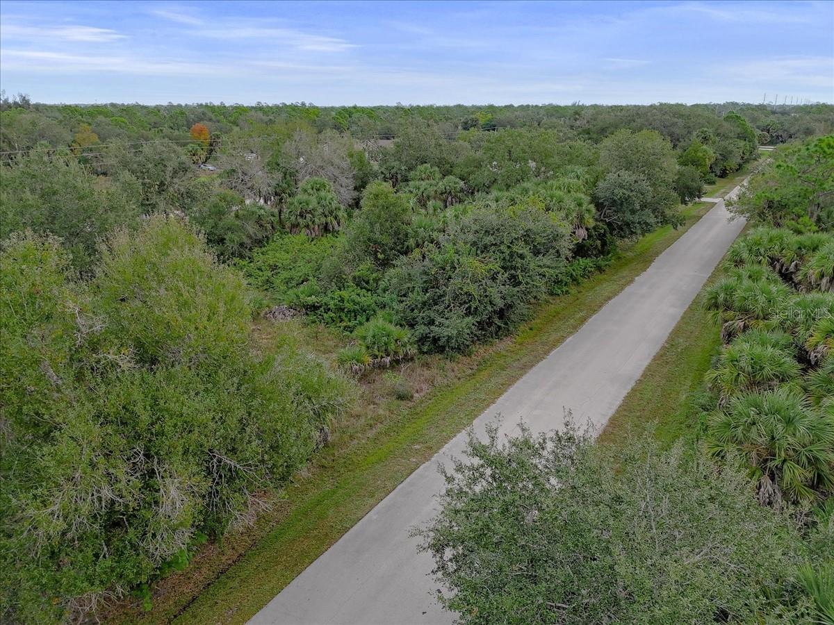 Image 4 of 20 For 26063 Notre Dame Boulevard