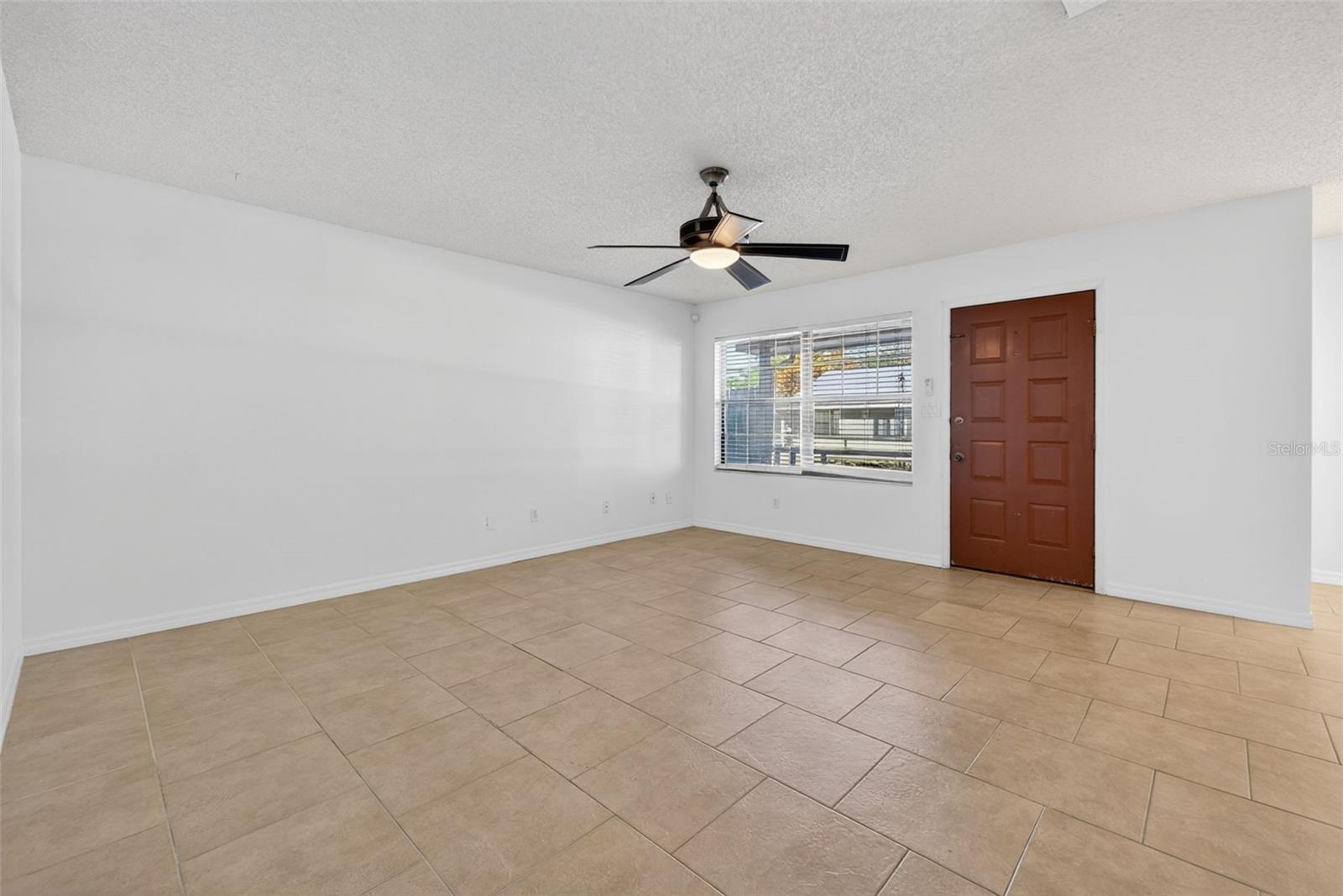 Image 12 of 62 For 490 Tamarack Street