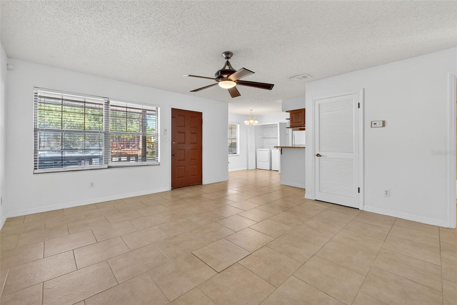 Image 18 of 62 For 490 Tamarack Street