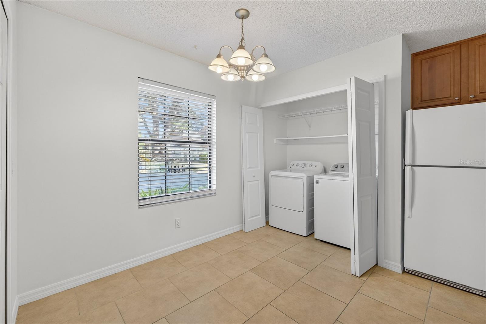 Image 31 of 62 For 490 Tamarack Street