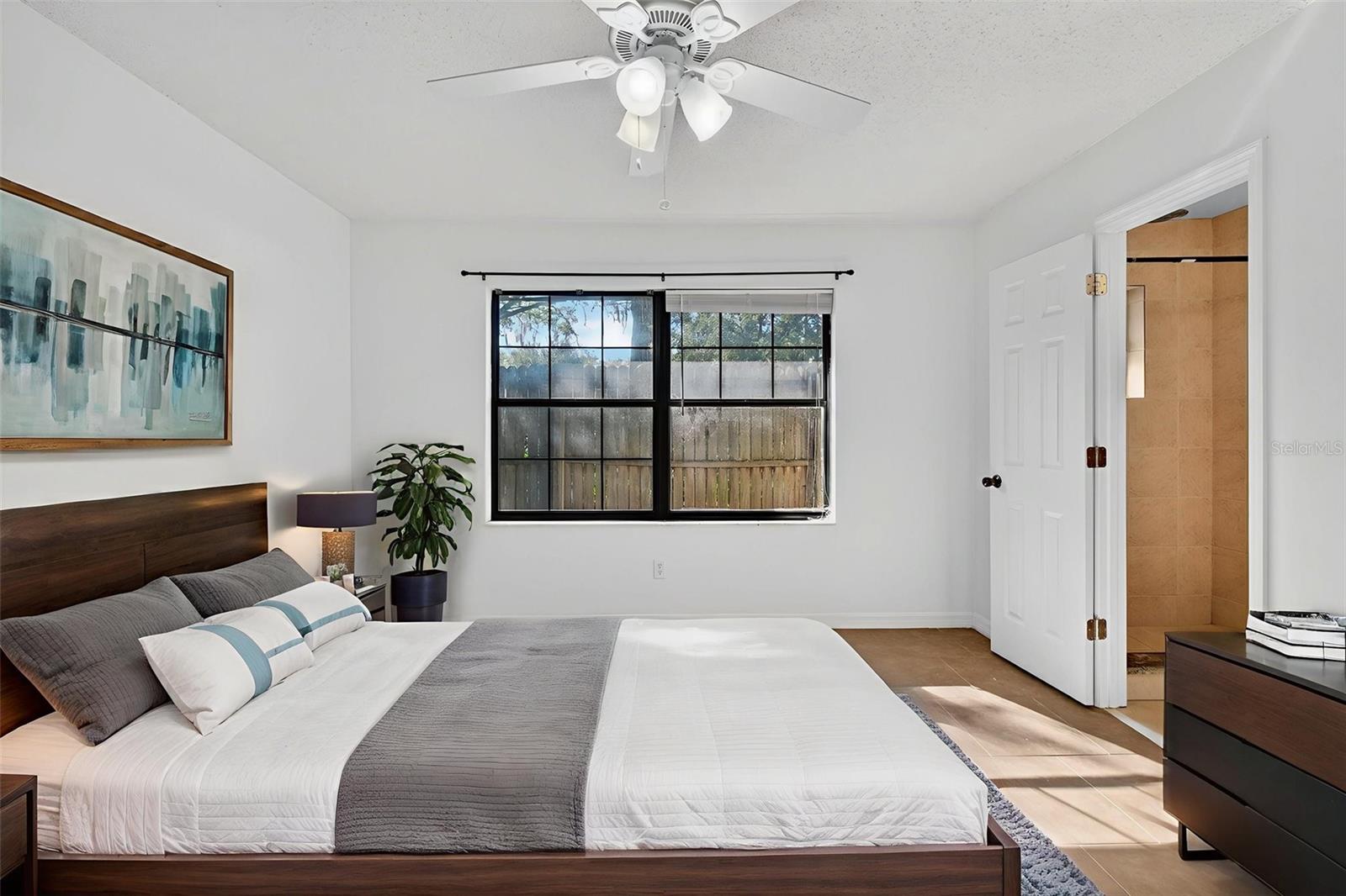 Image 35 of 62 For 490 Tamarack Street