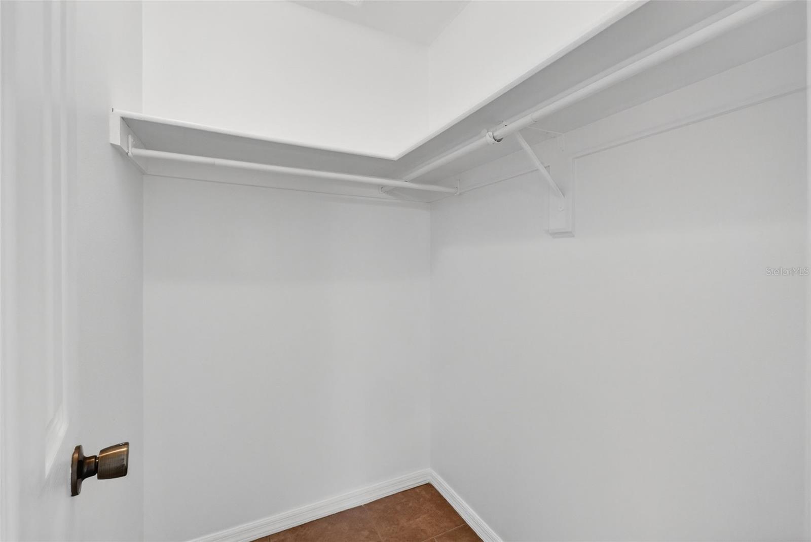 Image 42 of 62 For 490 Tamarack Street