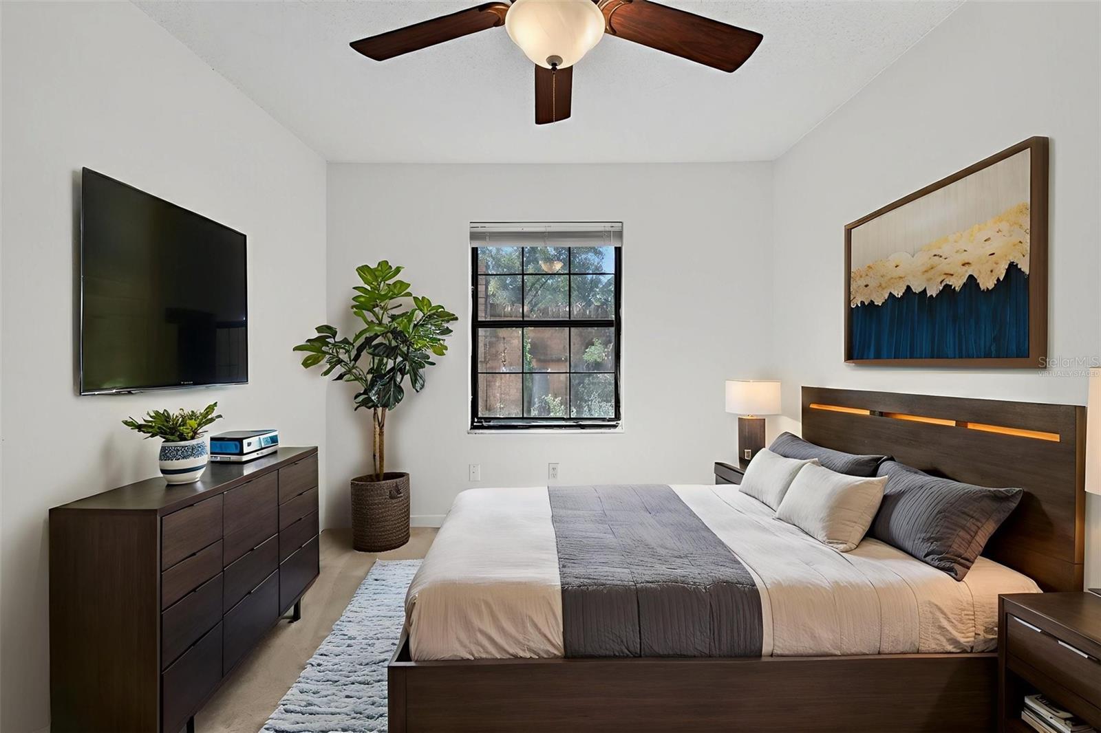 Image 45 of 62 For 490 Tamarack Street