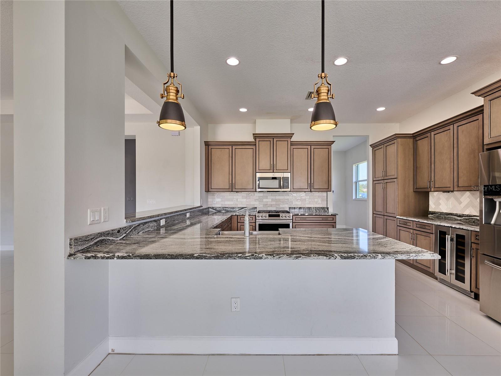 Image 15 of 65 For 15966 Whippoorwill Circle