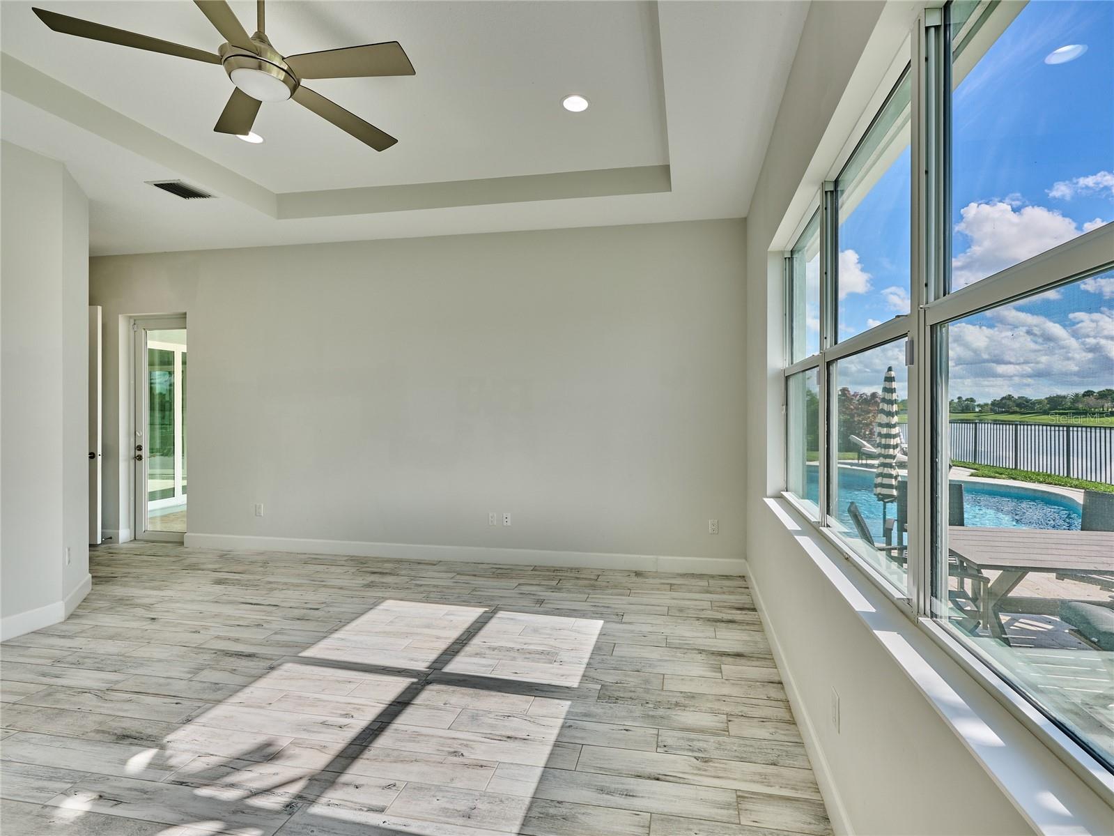 Image 32 of 65 For 15966 Whippoorwill Circle