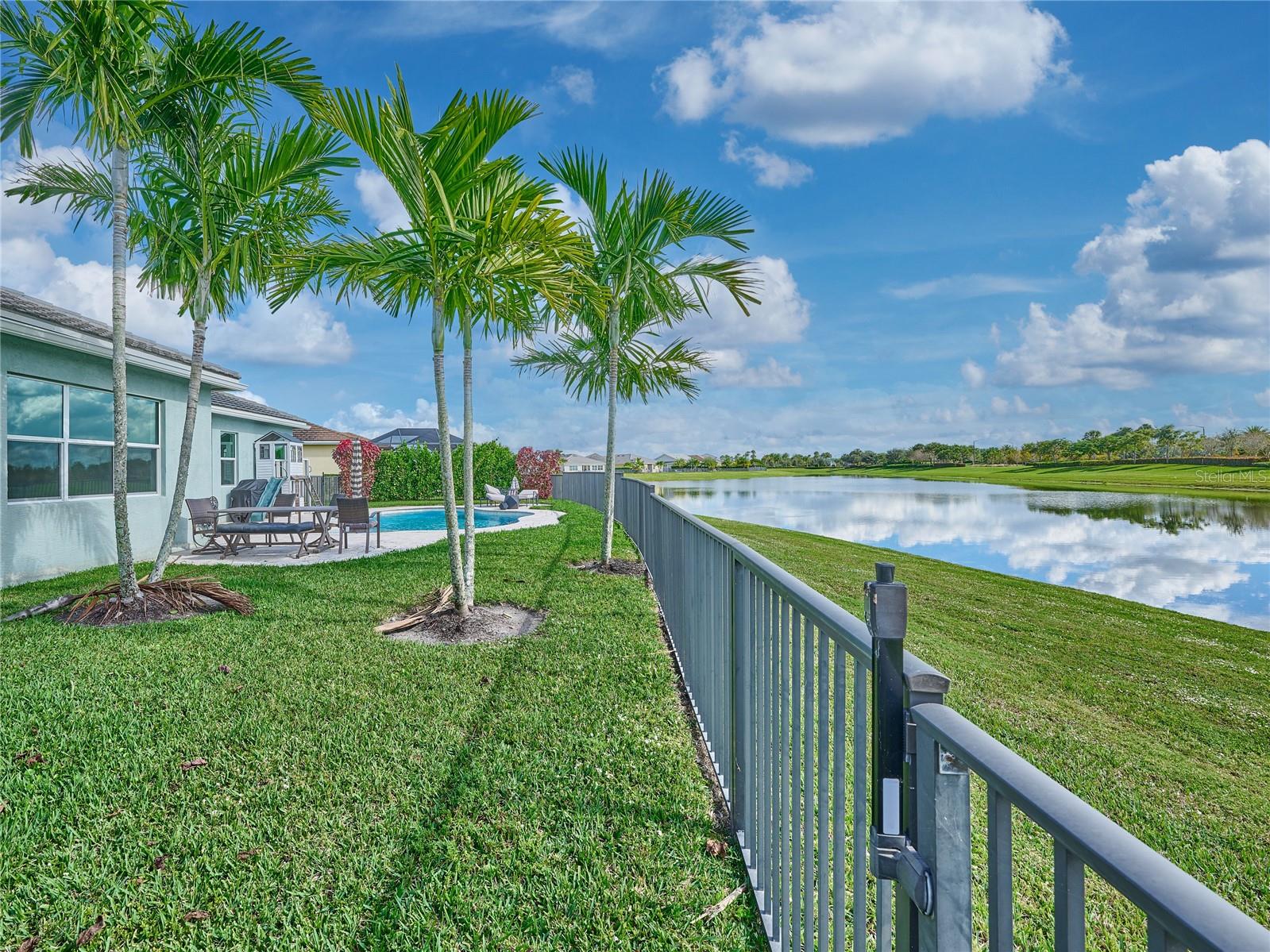 Image 47 of 65 For 15966 Whippoorwill Circle