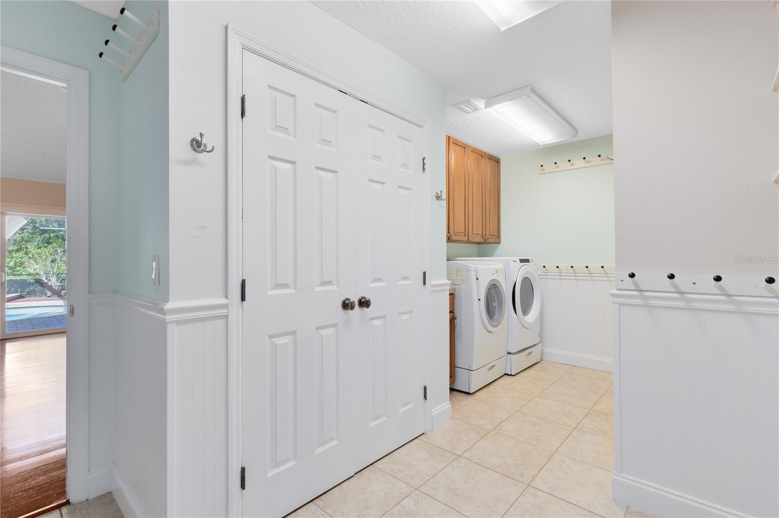 Image 12 of 43 For 699 Bear Paw Court