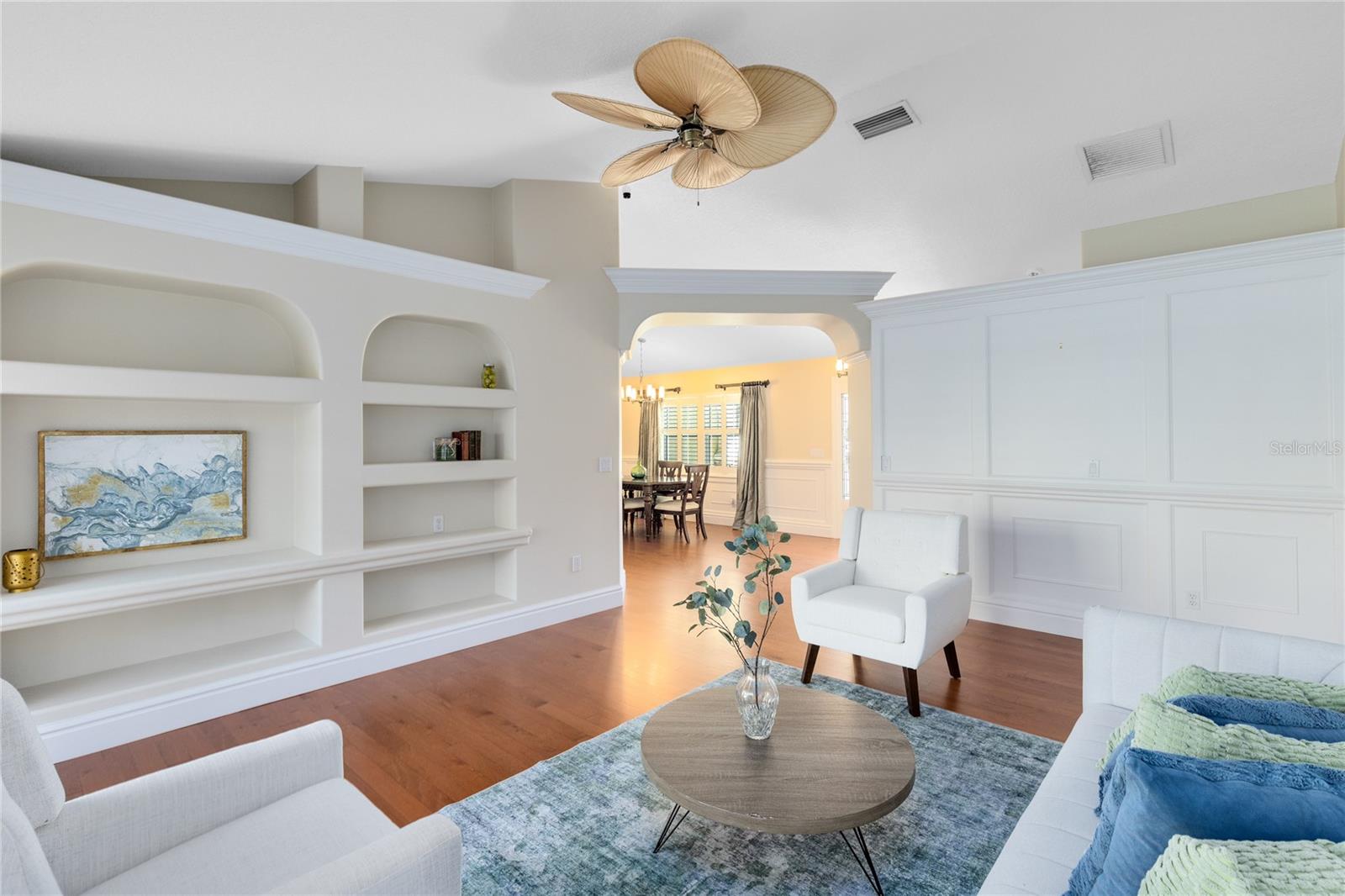 Image 2 of 43 For 699 Bear Paw Court