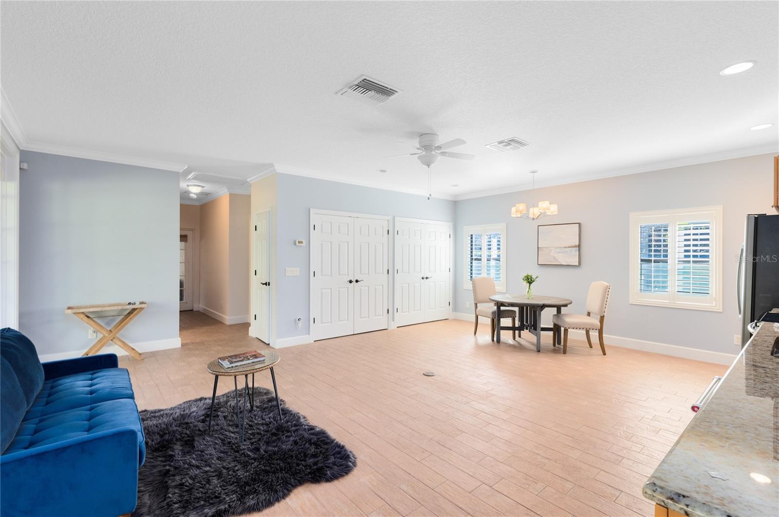 Image 29 of 43 For 699 Bear Paw Court