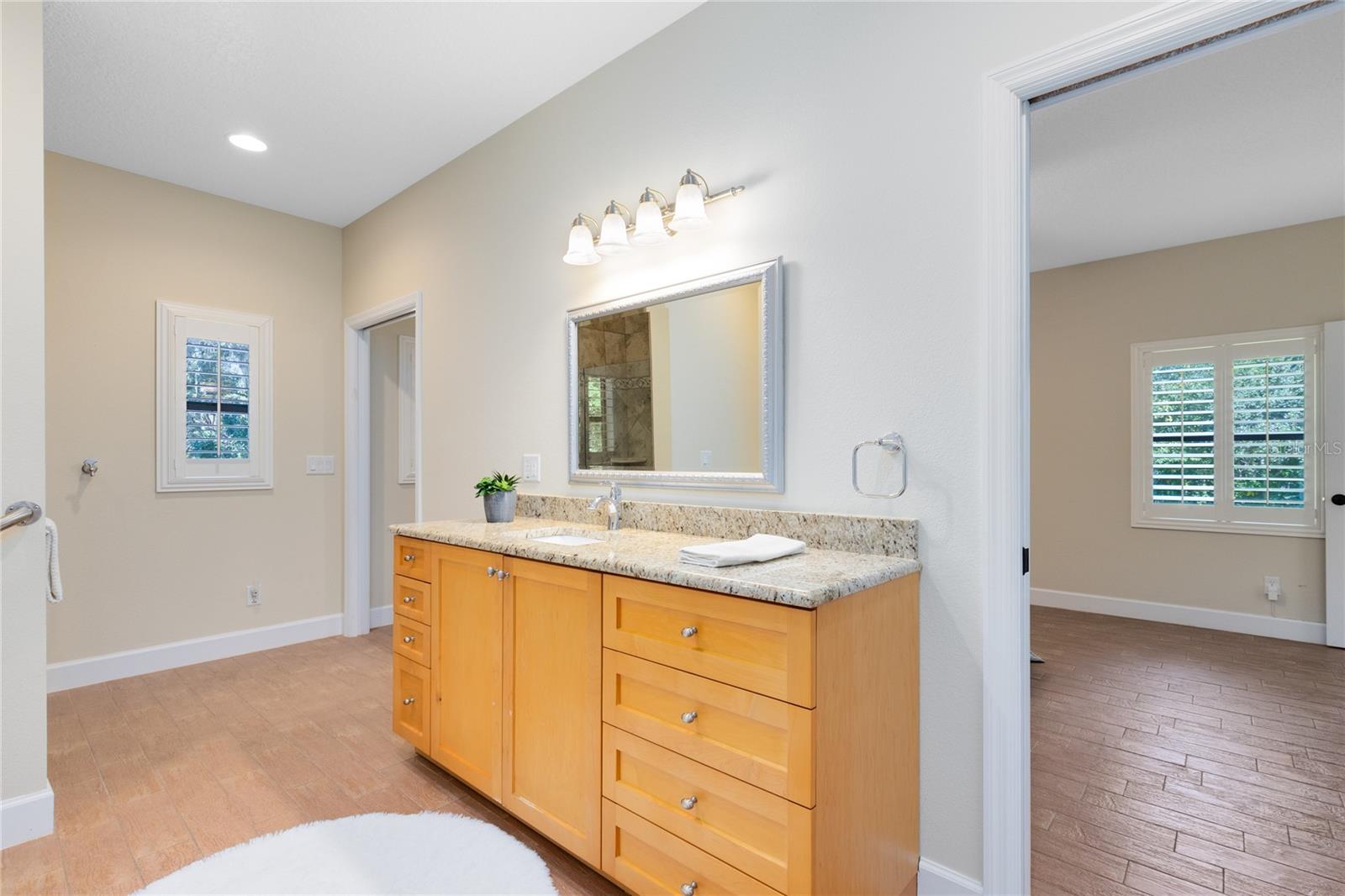 Image 34 of 43 For 699 Bear Paw Court