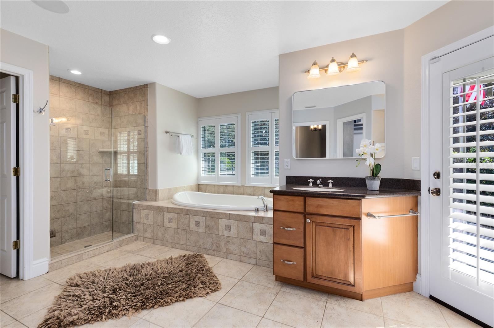 Image 8 of 43 For 699 Bear Paw Court