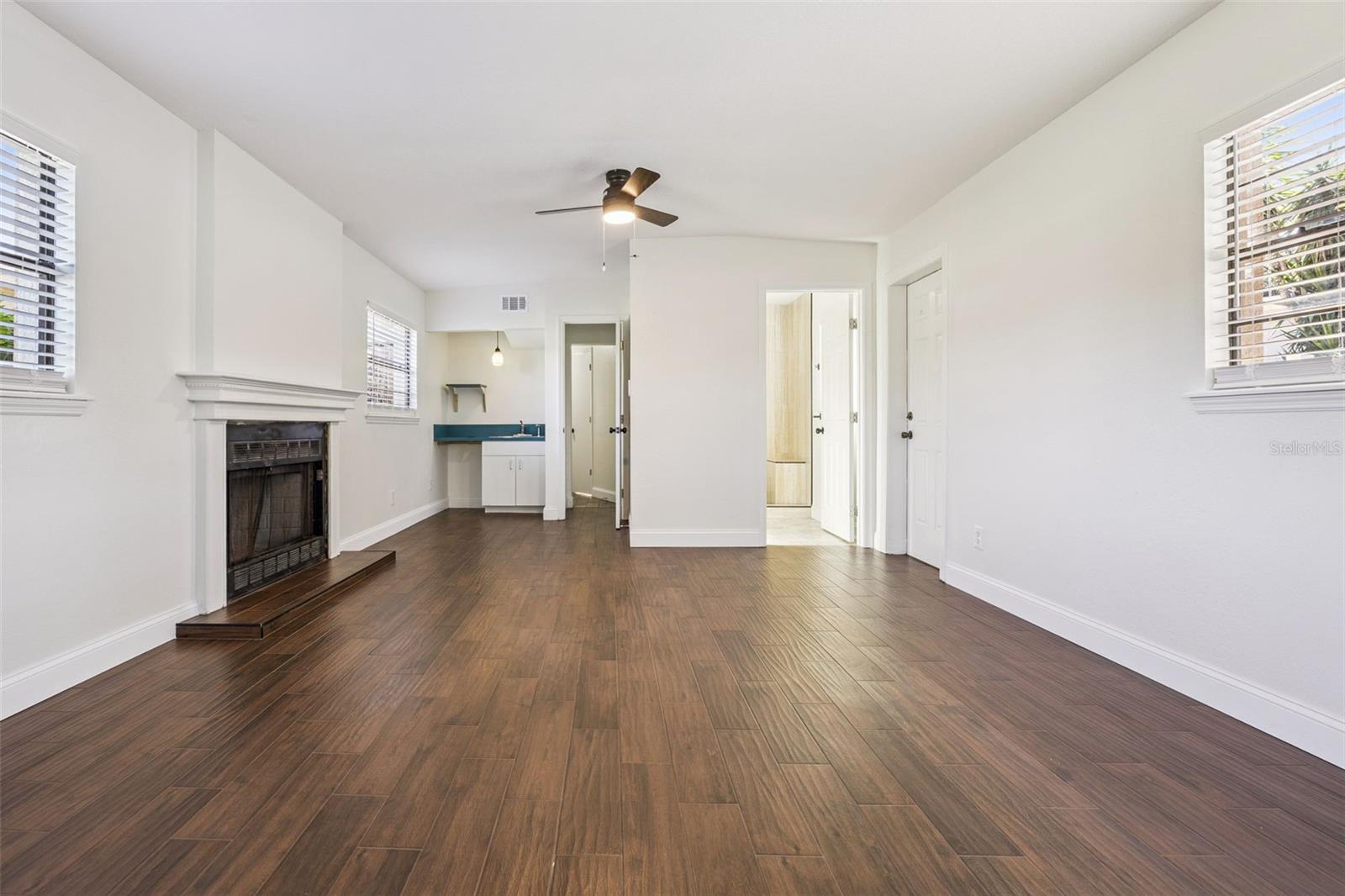 Image 11 of 41 For 7413 Matchett Road