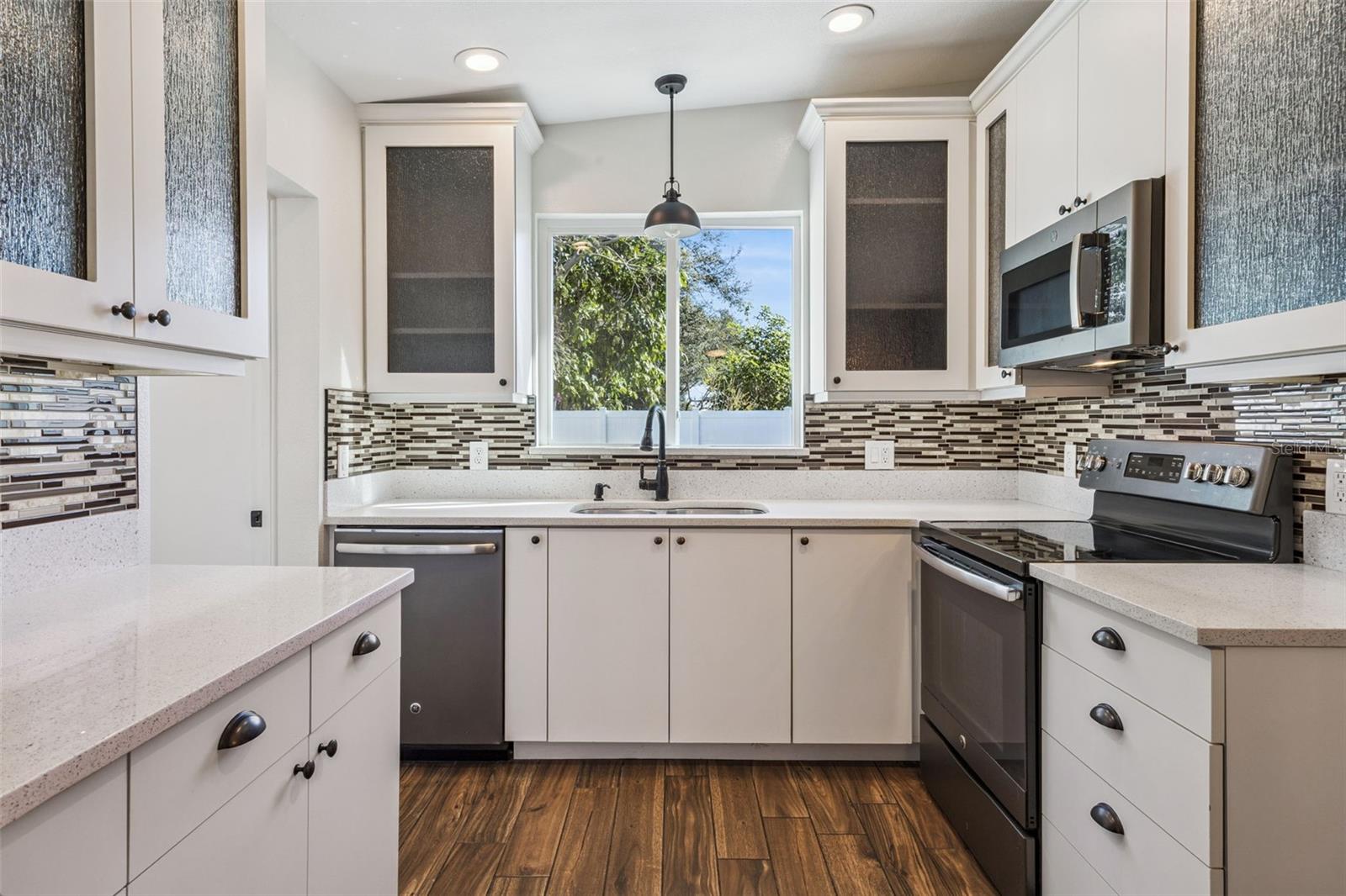 Image 13 of 41 For 7413 Matchett Road