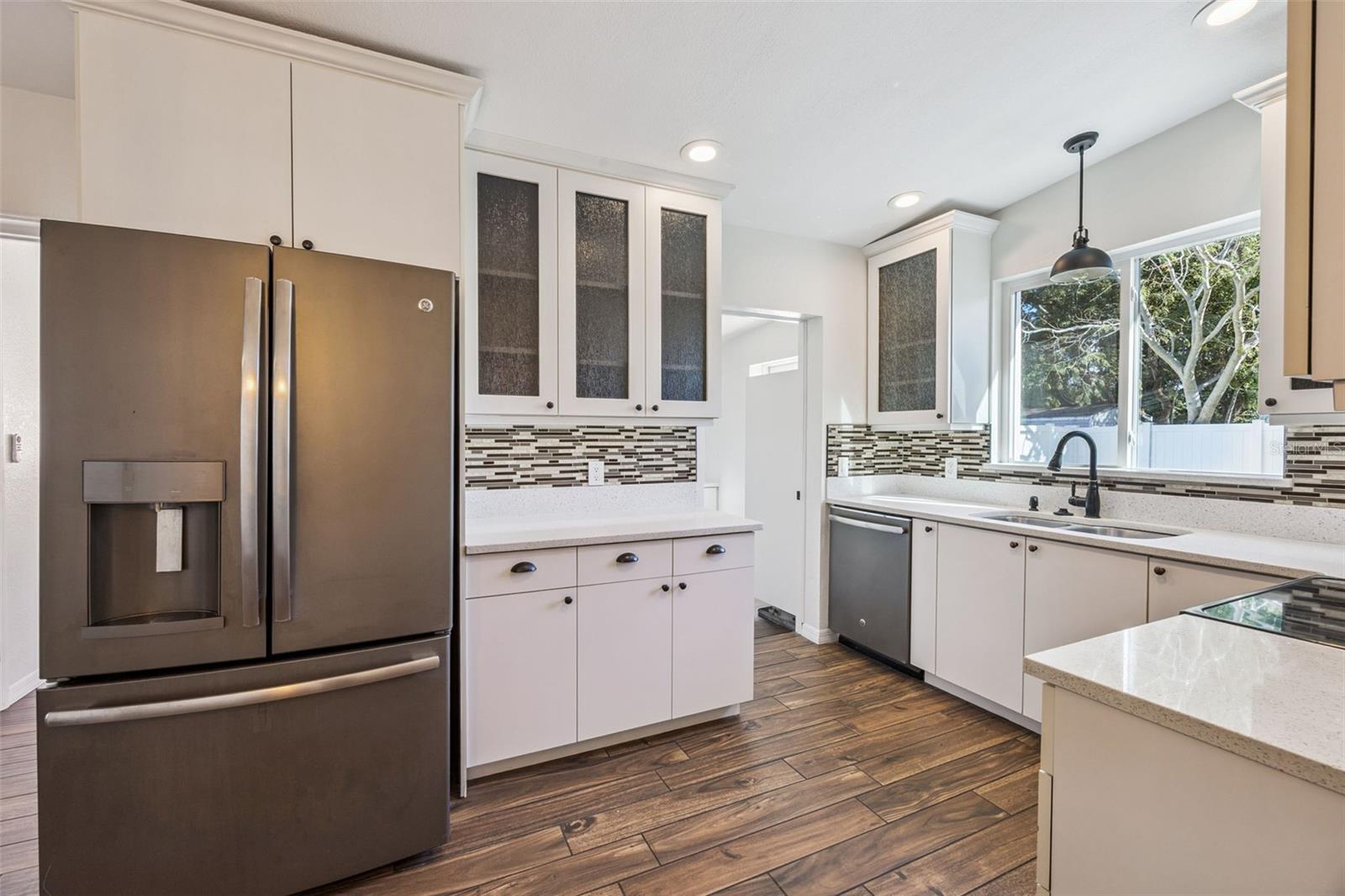 Image 14 of 41 For 7413 Matchett Road