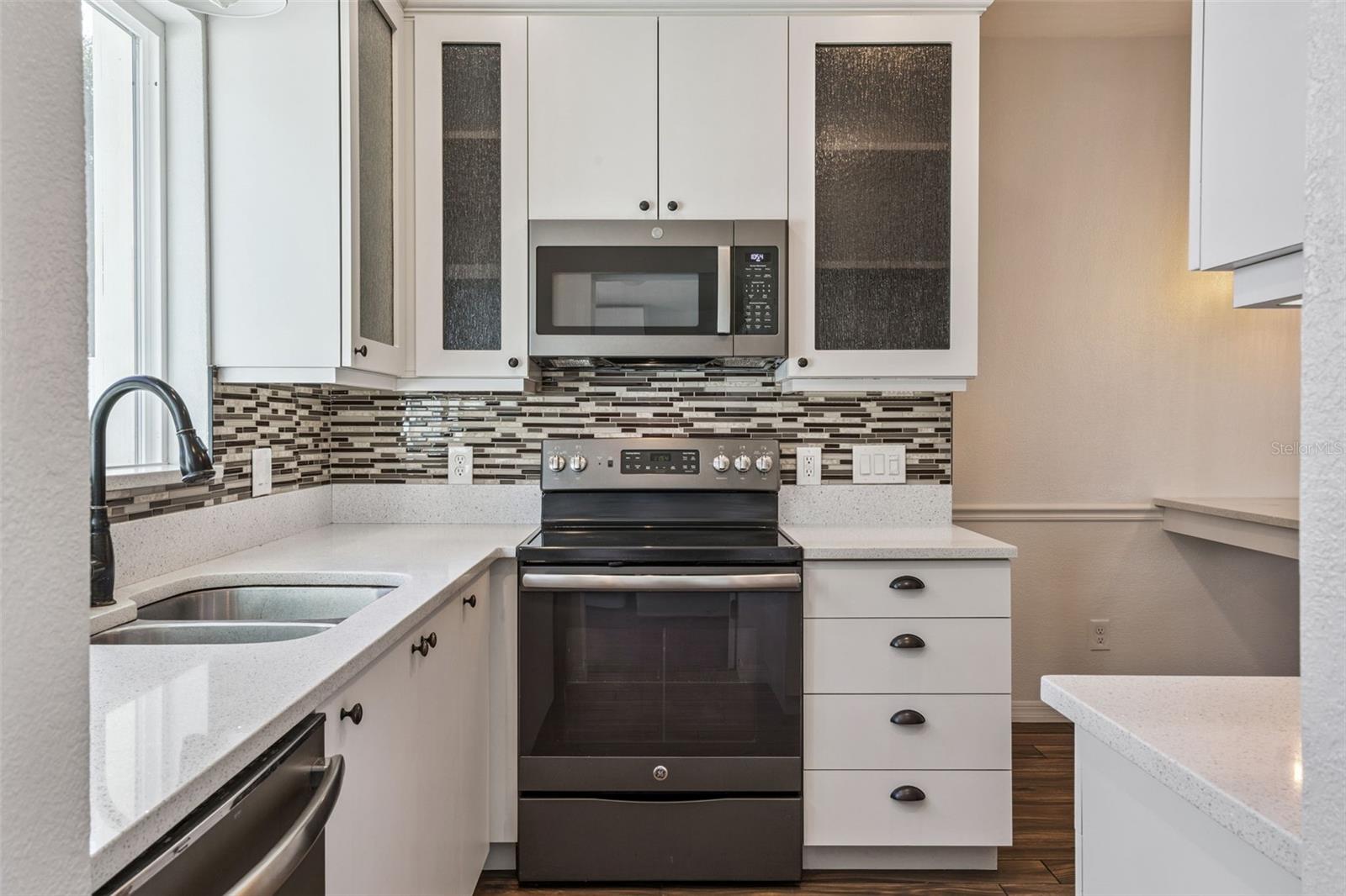 Image 15 of 41 For 7413 Matchett Road