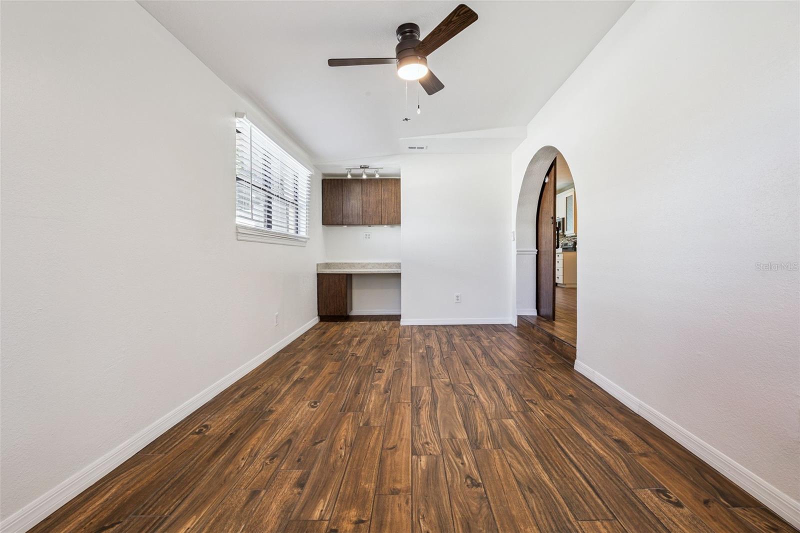 Image 17 of 41 For 7413 Matchett Road