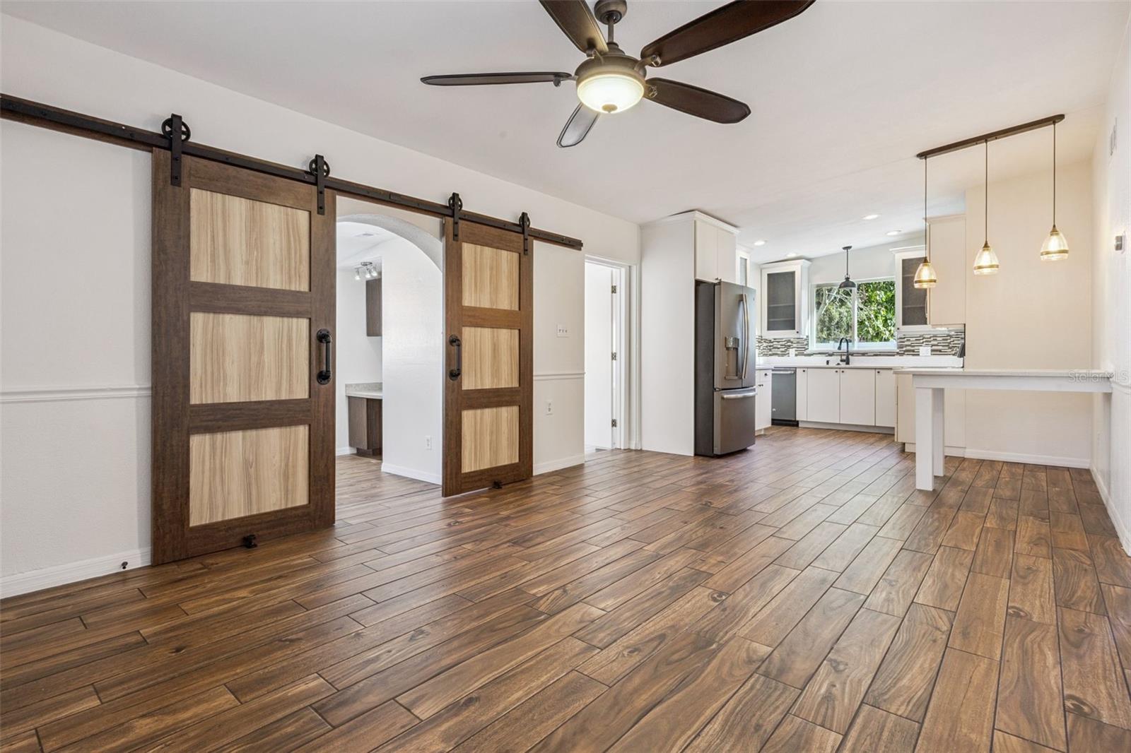 Image 6 of 41 For 7413 Matchett Road