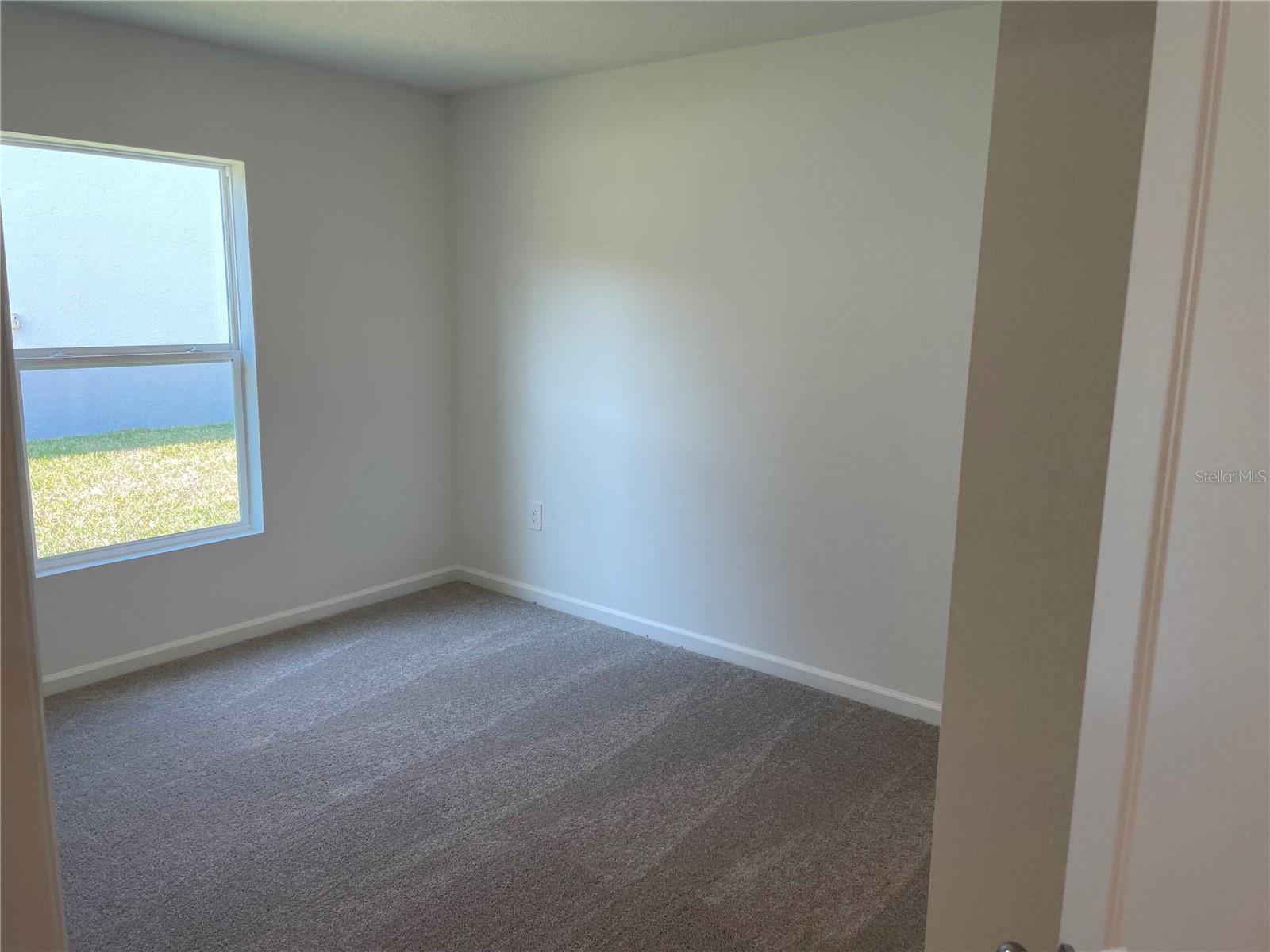 Image 4 of 15 For 1374 Blue Ash Lane