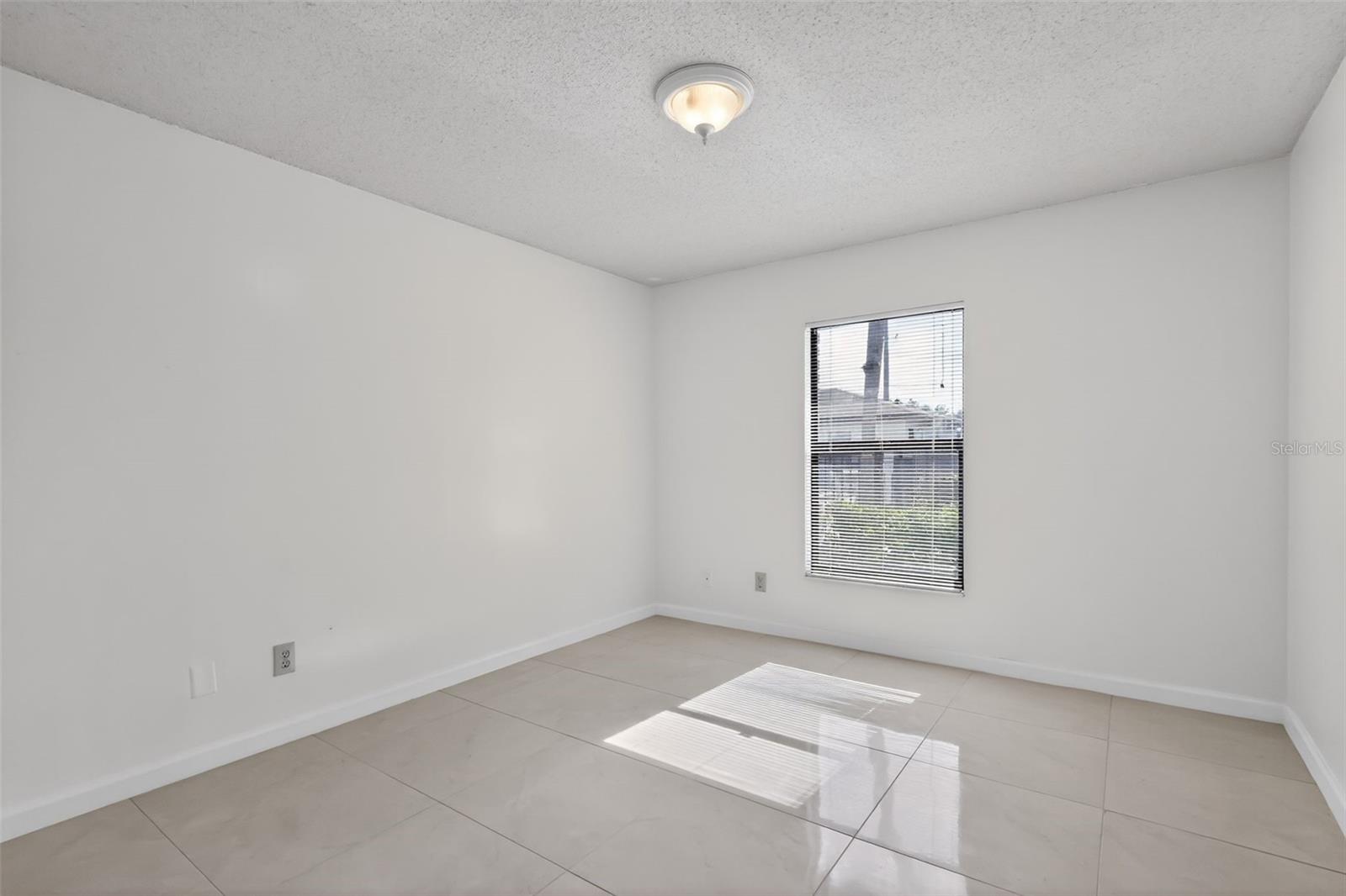 Image 10 of 17 For 3050 Plaza Terrace Drive 3050