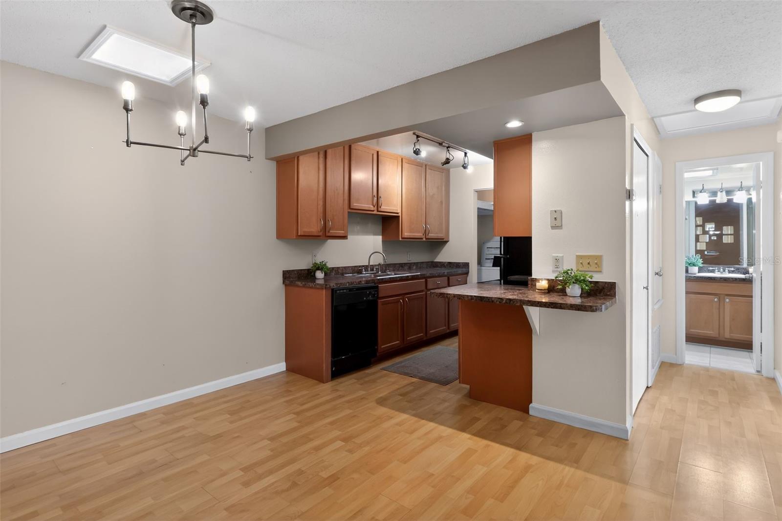 Image 7 of 17 For 3050 Plaza Terrace Drive 3050