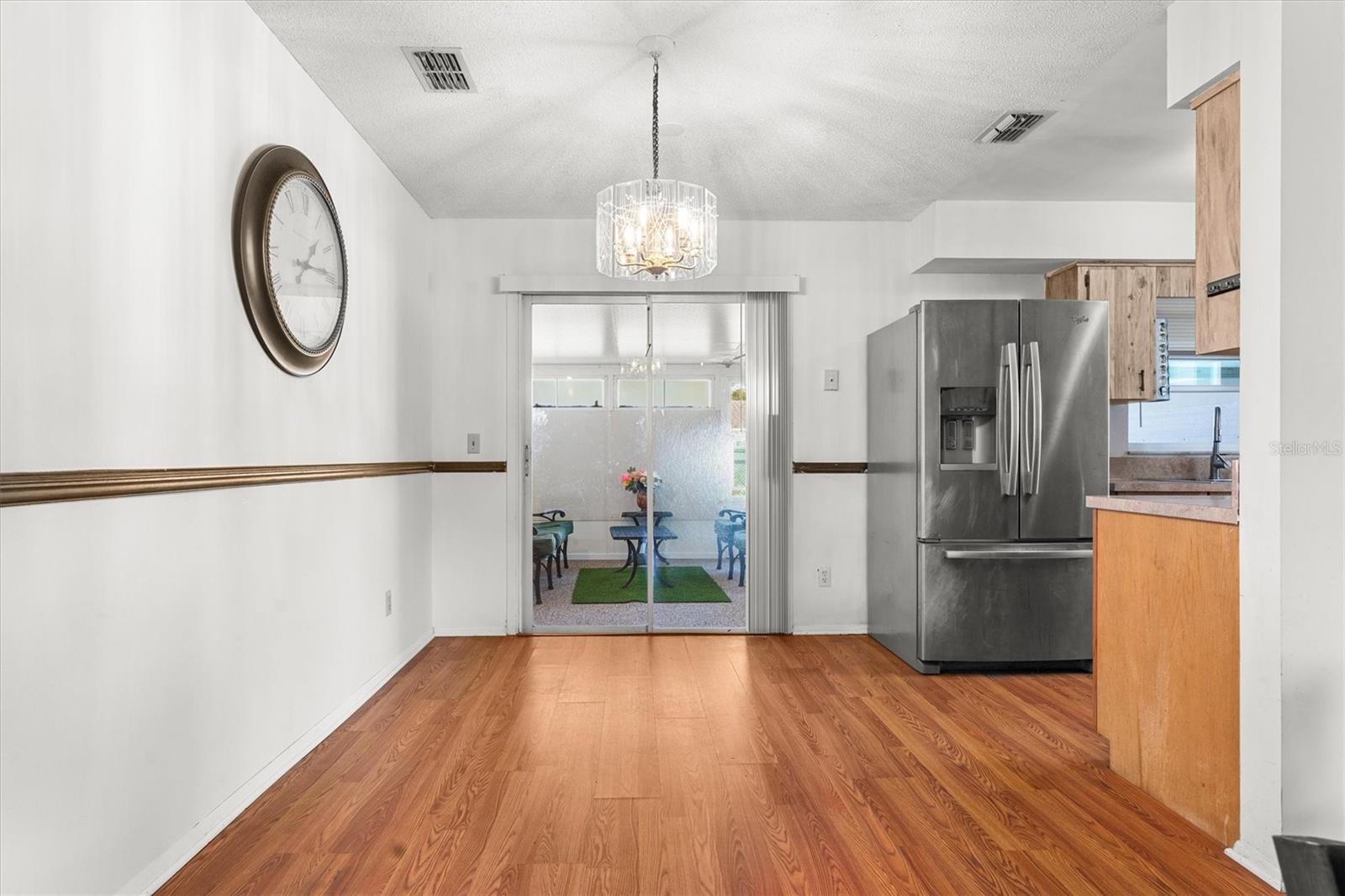 Image 18 of 29 For 2935 Colorado Avenue