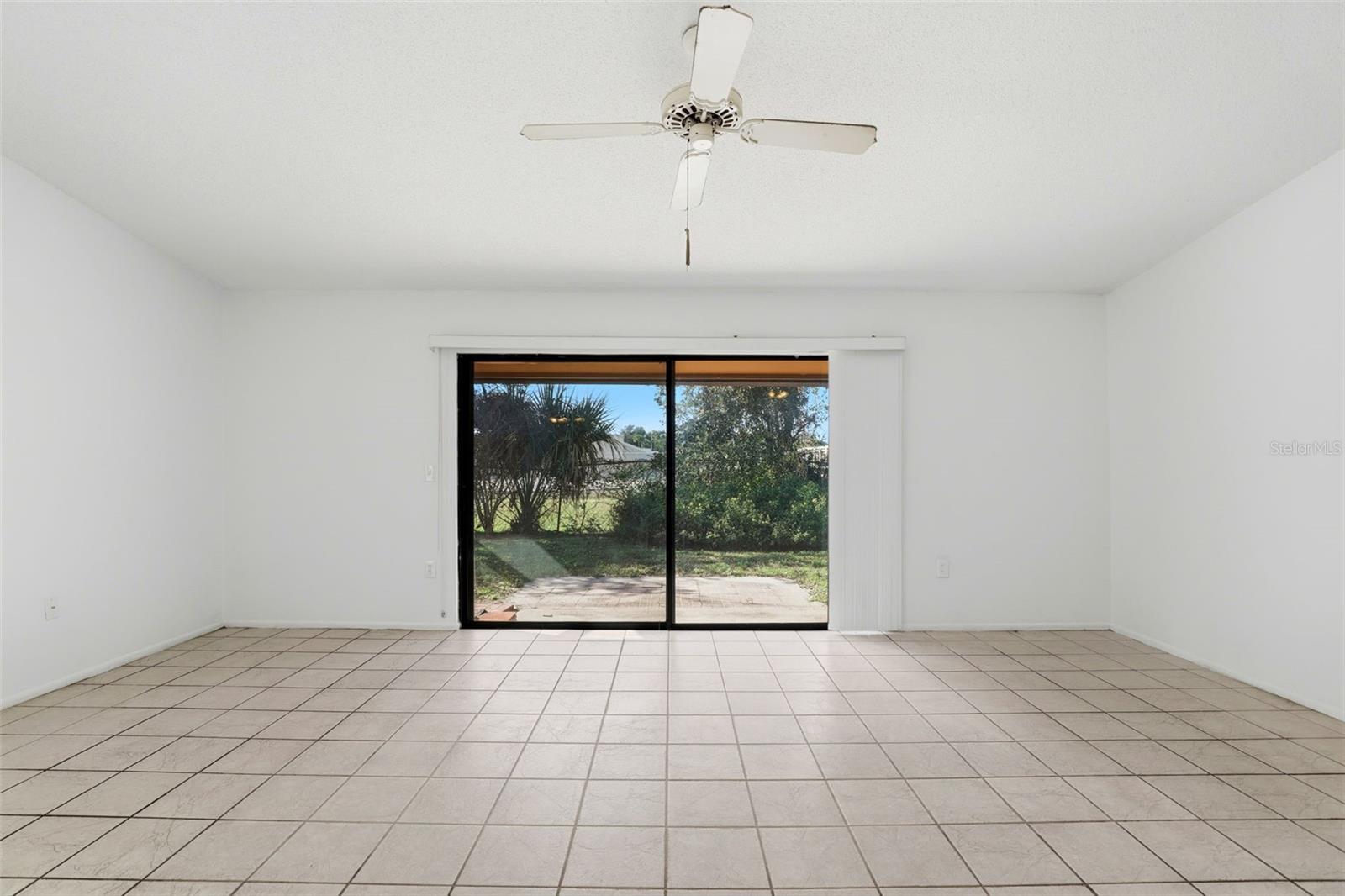 Image 10 of 30 For 1056 Soria Avenue