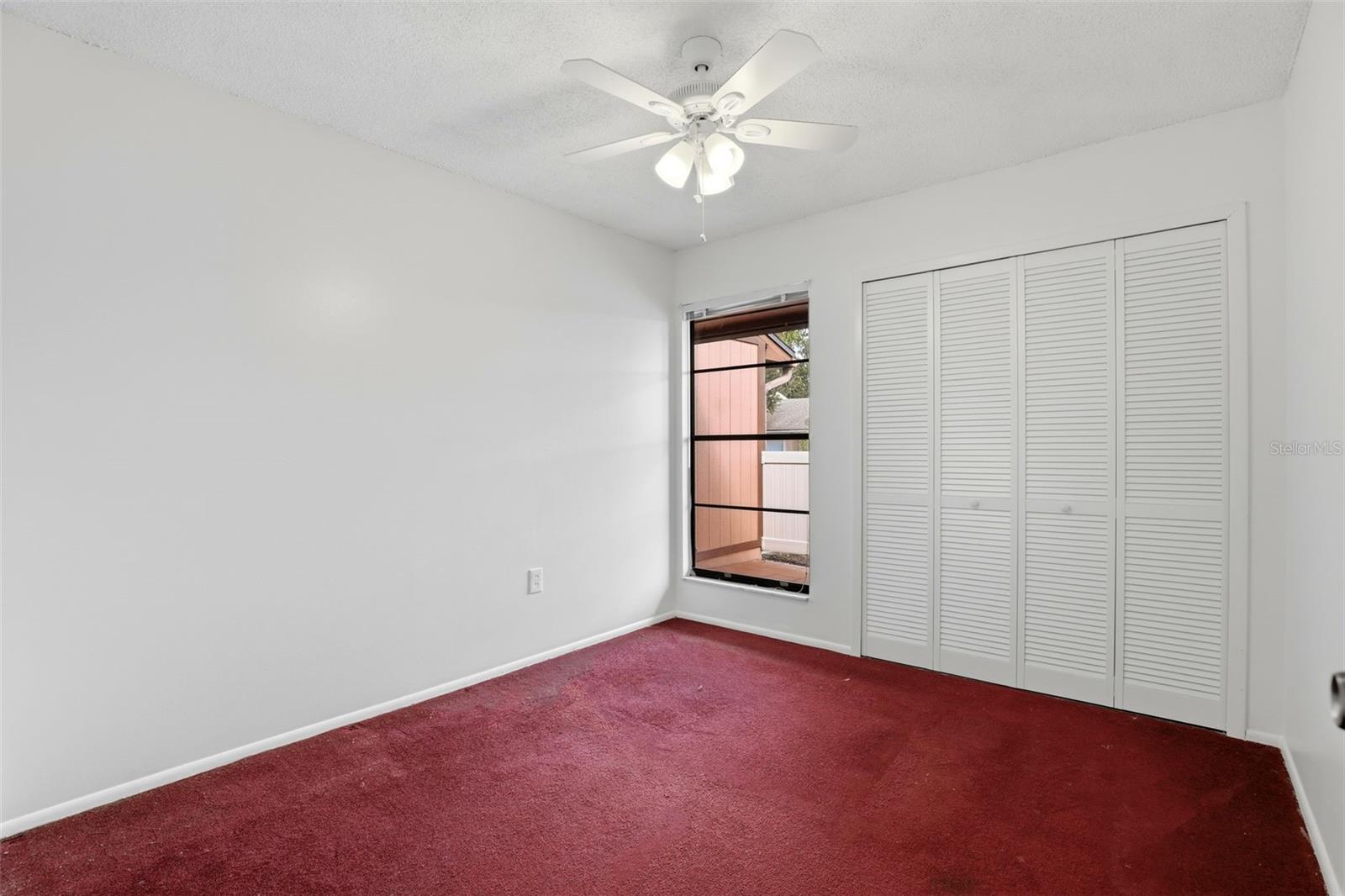 Image 22 of 30 For 1056 Soria Avenue