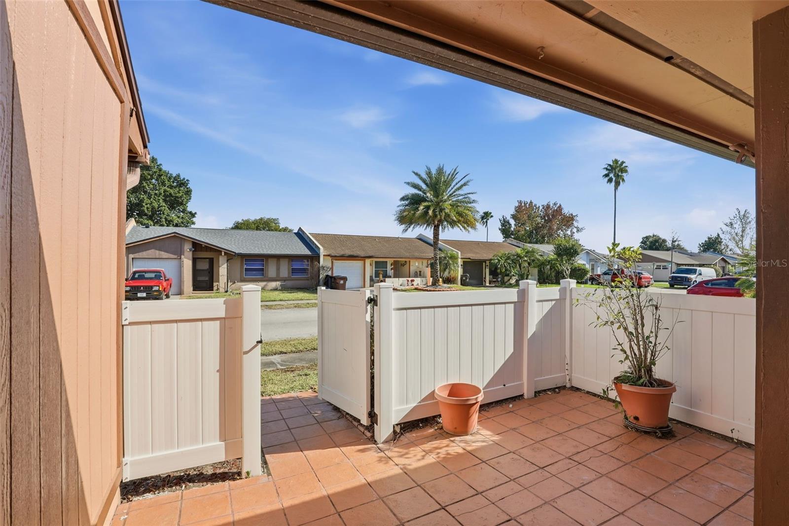 Image 4 of 30 For 1056 Soria Avenue