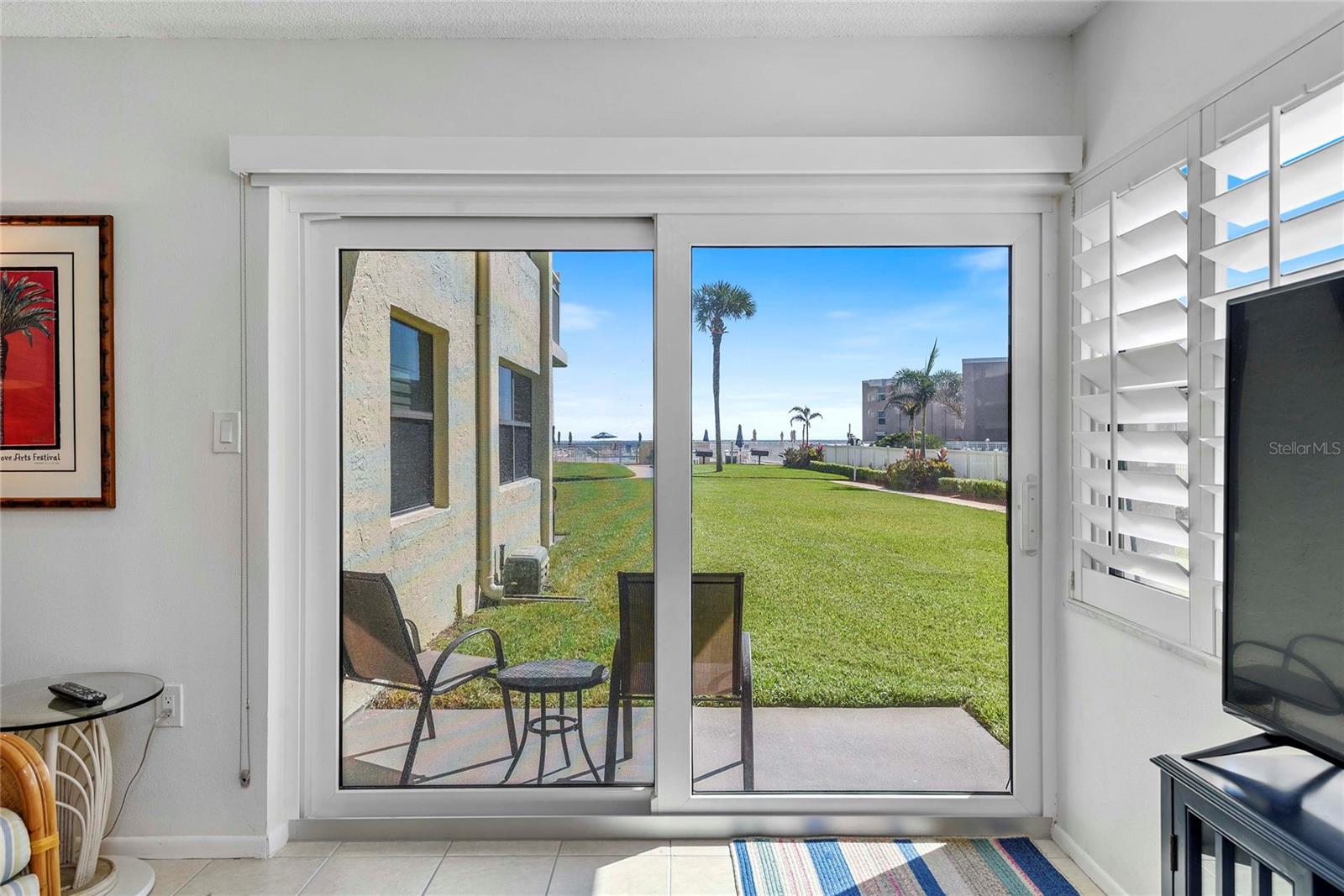 Image 10 of 40 For 4811 Saxon Drive B101