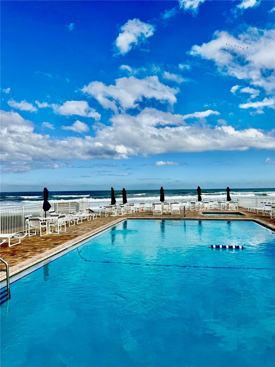 Image 13 of 40 For 4811 Saxon Drive B101