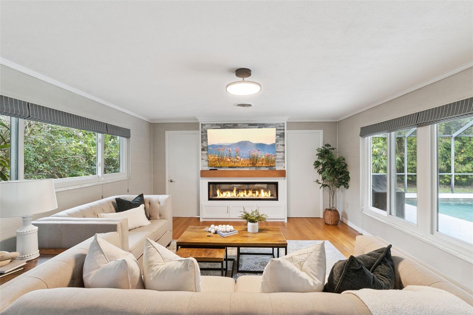 Image 11 of 31 For 1742 Gay Drive