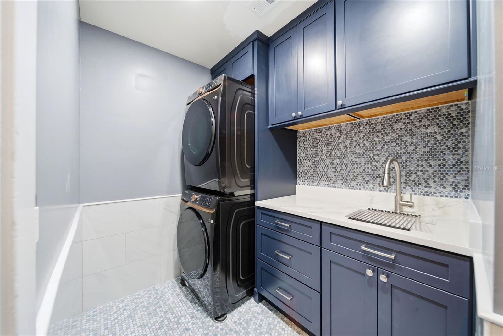 Image 14 of 52 For 29 Brown Avenue