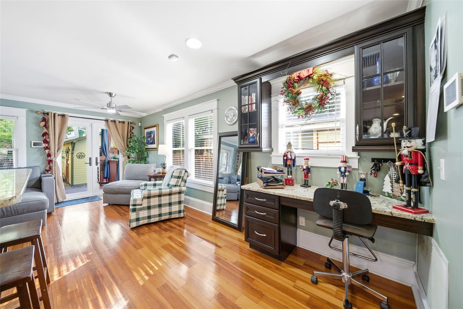 Image 17 of 52 For 29 Brown Avenue