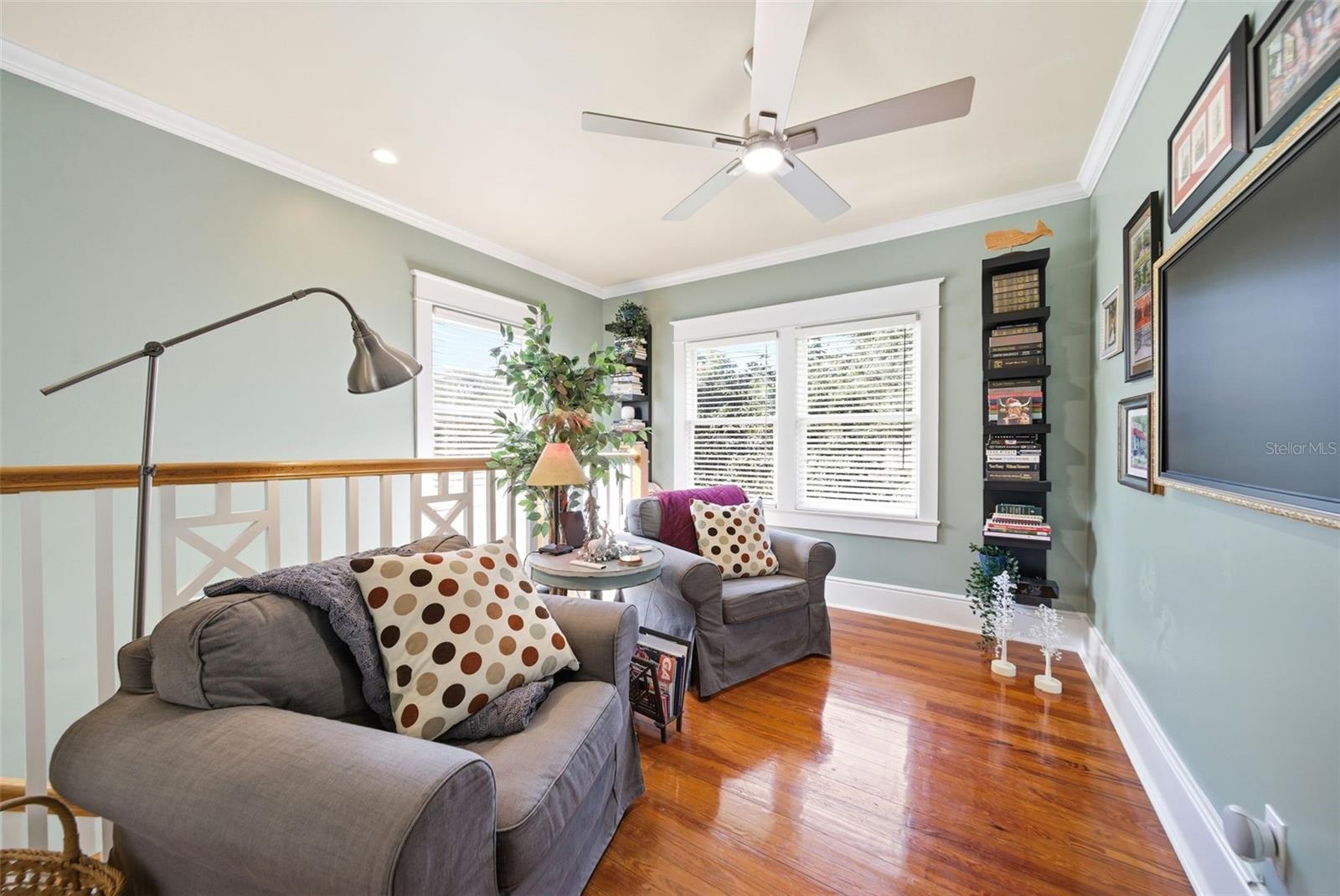 Image 28 of 52 For 29 Brown Avenue