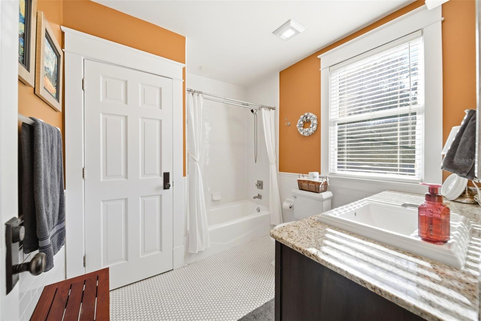 Image 36 of 52 For 29 Brown Avenue