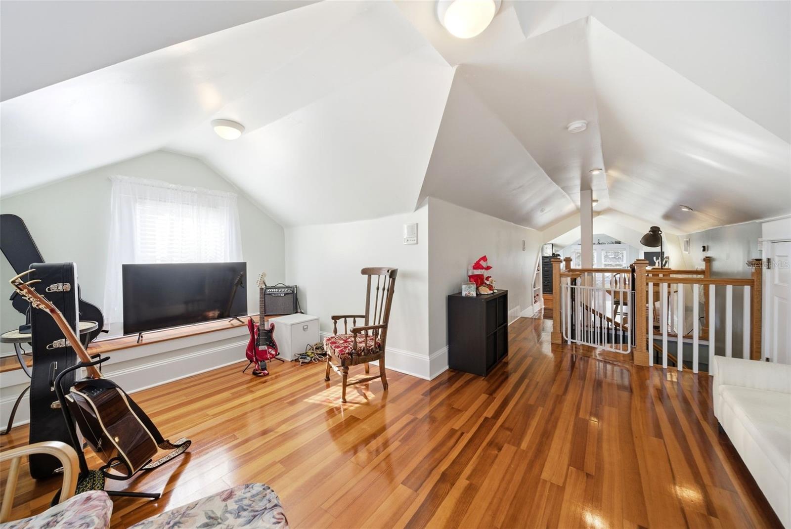 Image 41 of 52 For 29 Brown Avenue