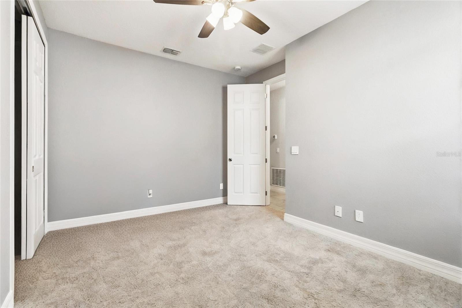 Image 20 of 47 For 2349 Oxmoor Drive