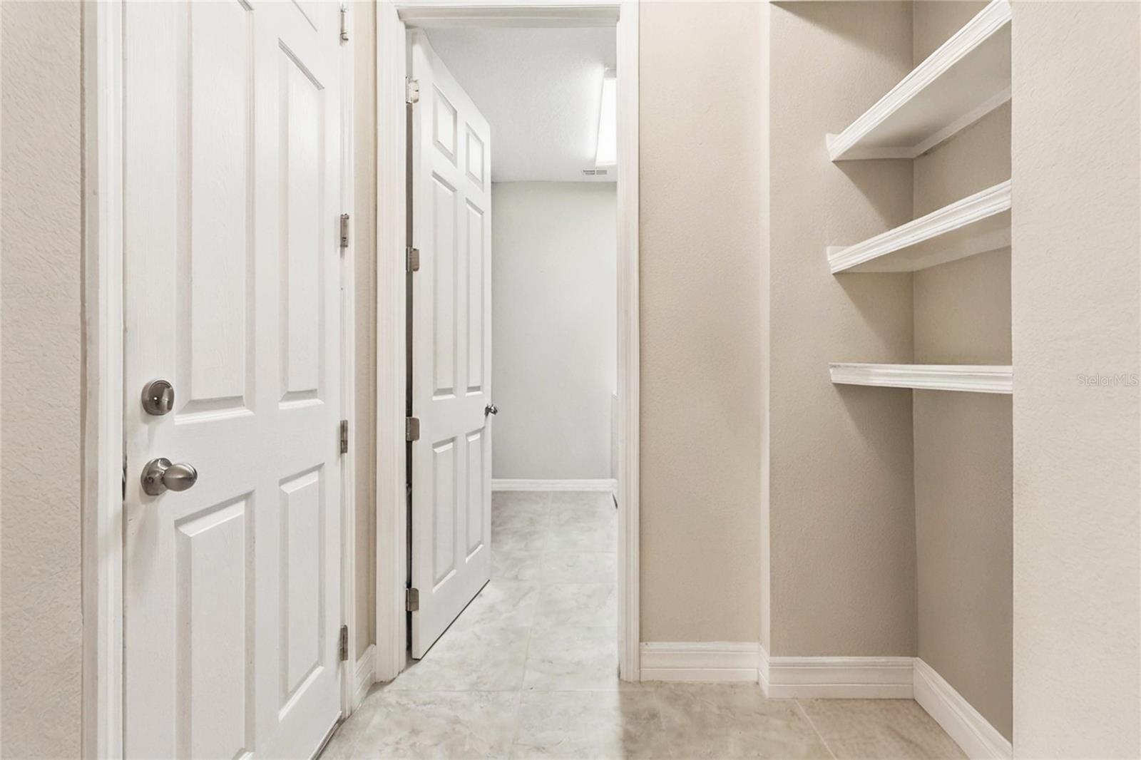 Image 25 of 47 For 2349 Oxmoor Drive