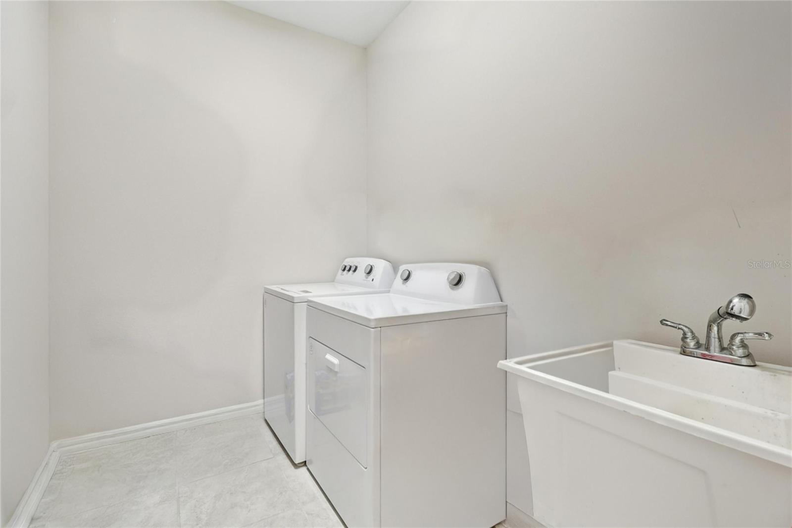 Image 26 of 47 For 2349 Oxmoor Drive