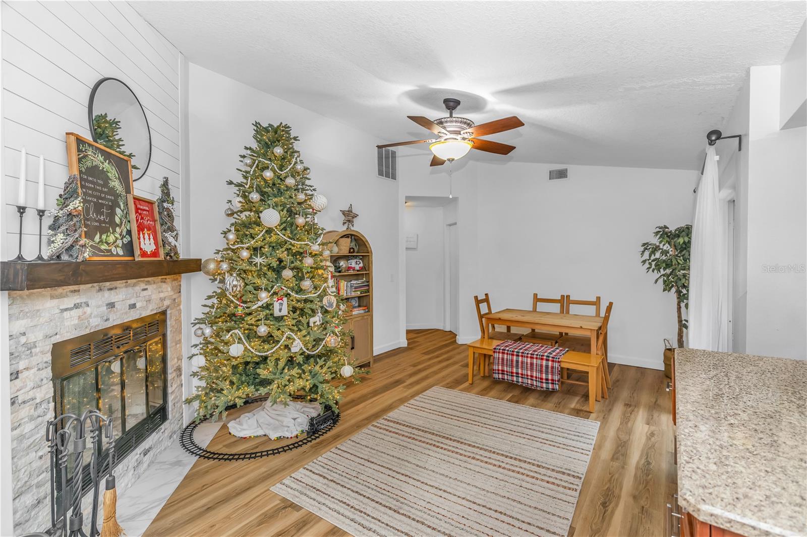 Image 6 of 28 For 3137 Loblolly Street