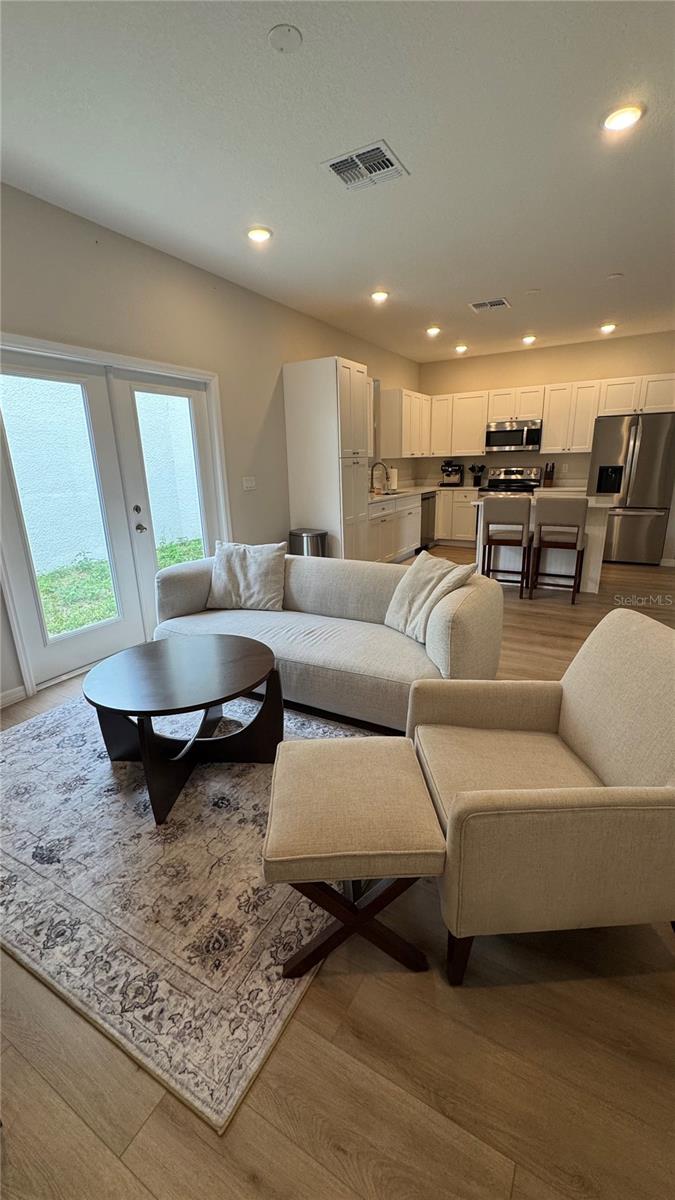 Image 7 of 16 For 1045 Morningside Drive