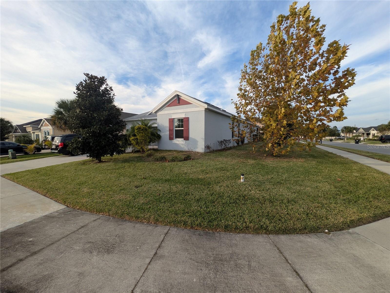 Image 3 of 30 For 901 Sabal Breeze Lane