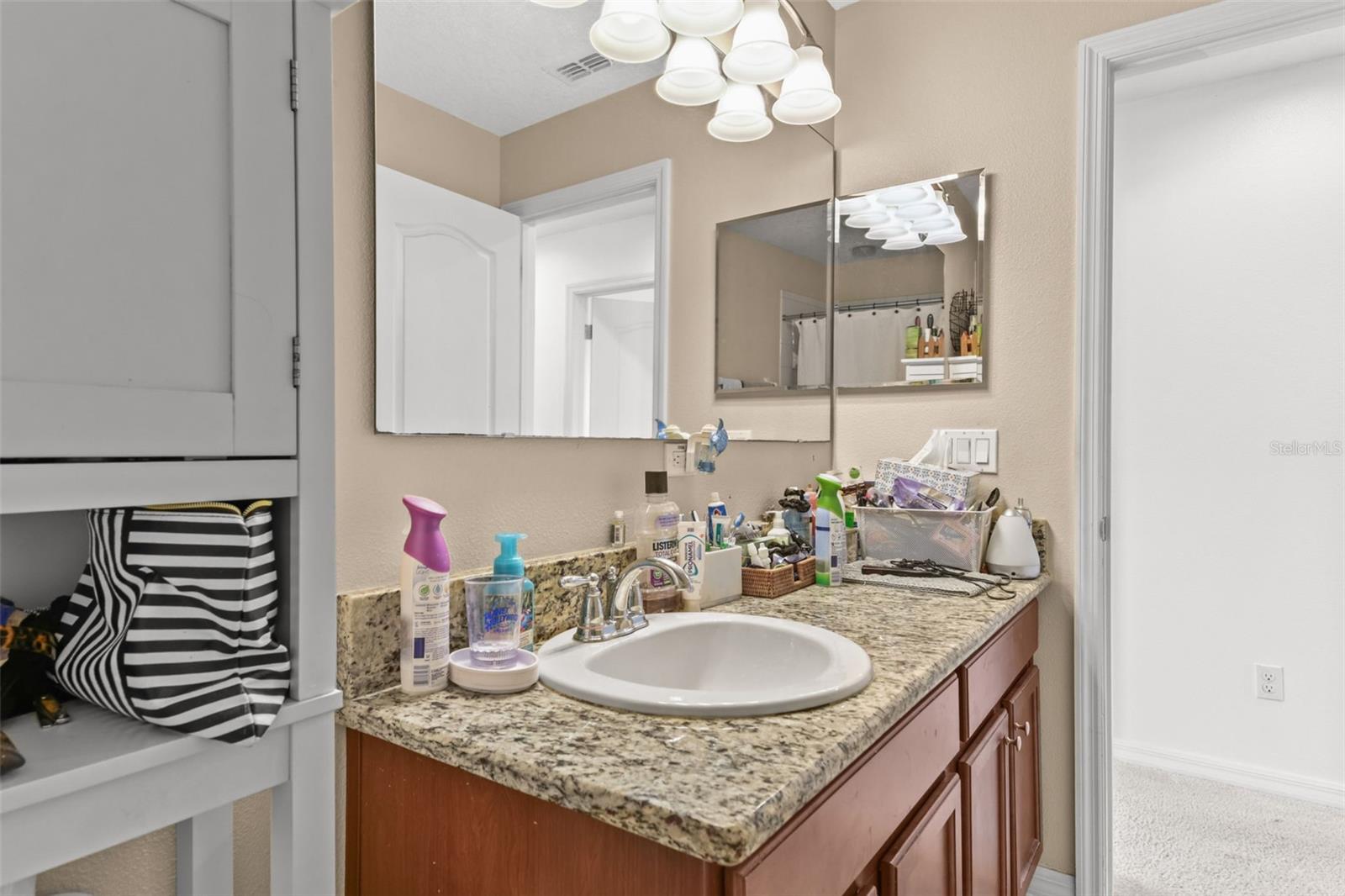 Image 33 of 58 For 2000 Westborough Lane