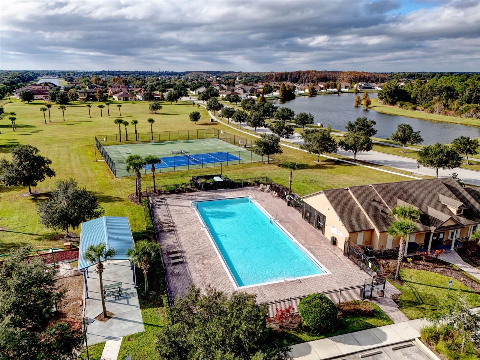 Image 56 of 58 For 2000 Westborough Lane