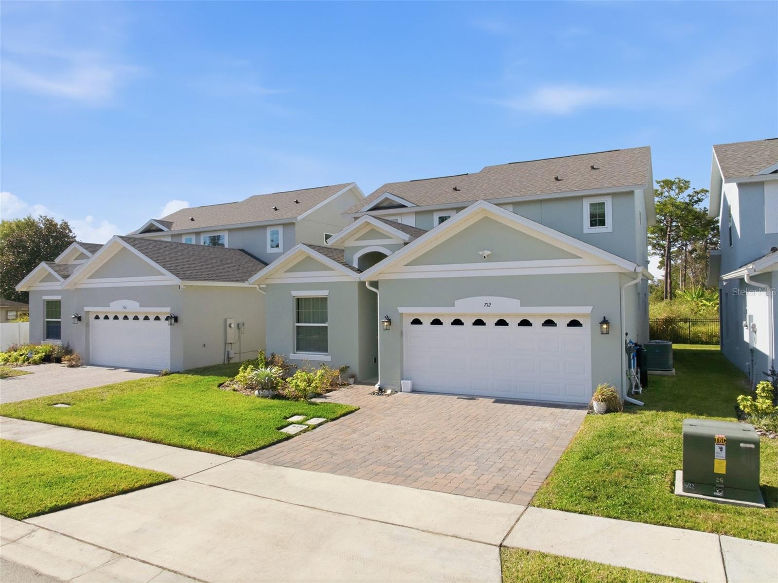 Image 3 of 39 For 712 Reflection Lake Drive