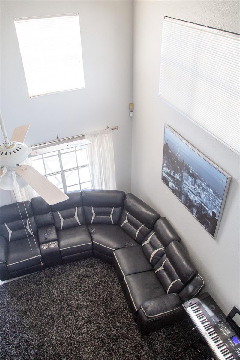 Image 10 of 54 For 618 Berks Court