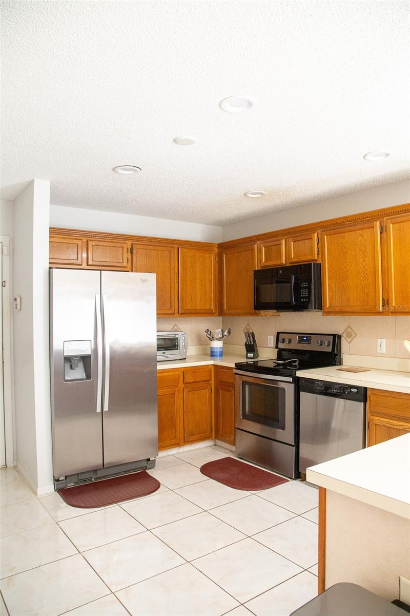 Image 20 of 54 For 618 Berks Court